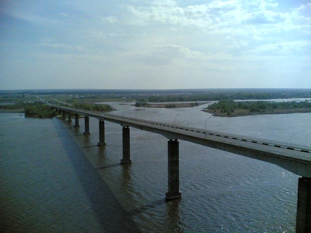 Автодорожный мост через р. Дон у г. Калача-на-Дону