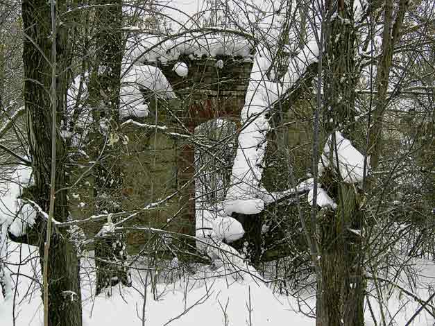 Старая мельница на реке Медведица